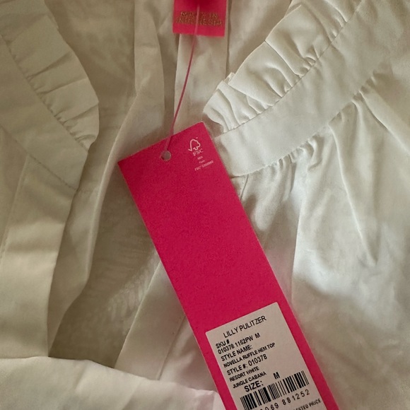 Women’s white Lilly Pulitzer top with pompoms on the bottom - Picture 6 of 10
